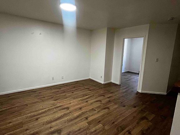 4th image of 115 N Main Ave #3