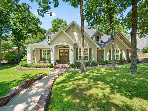 2075 Stonegate Valley Dr, Tyler, TX 75703