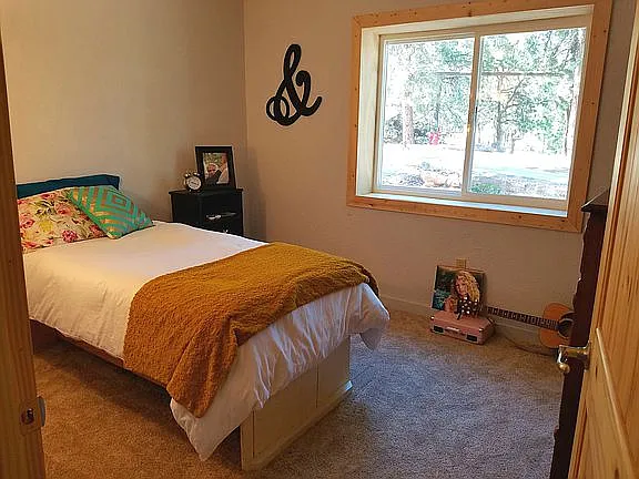 1 bed, 1000 sqft, $1,075 — Photo 3