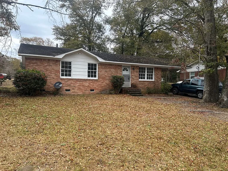 5524 Ransom Dr — Photo 2