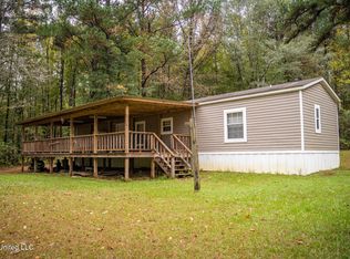 Chisolm Cemetary Rd, De Kalb, MS 39328