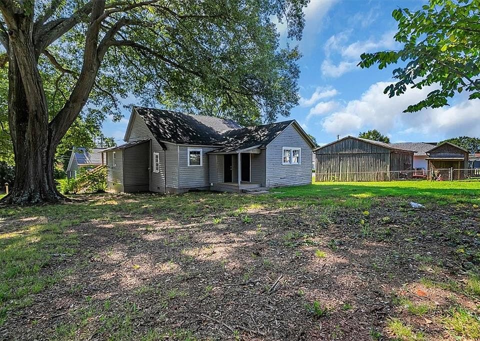 3 Baldwin St, Pelzer, SC 29669 Zillow