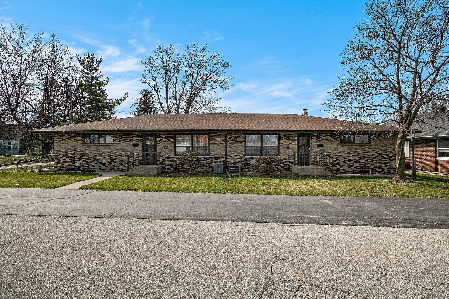 121 Stimpson Ct photo 1