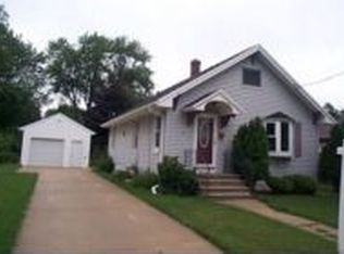 1608 W Spencer St, Appleton, WI 54914