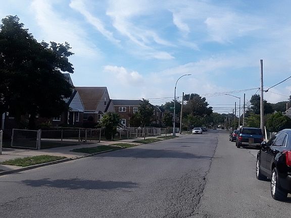 4th image of 104-01 225th St
