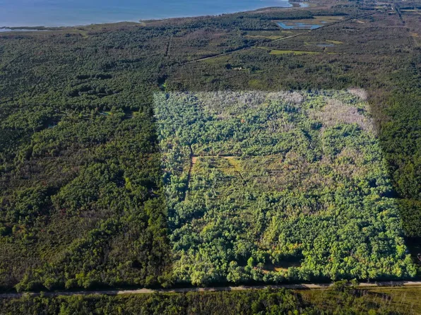 Frog Pond Rd, Oconto, WI 54153