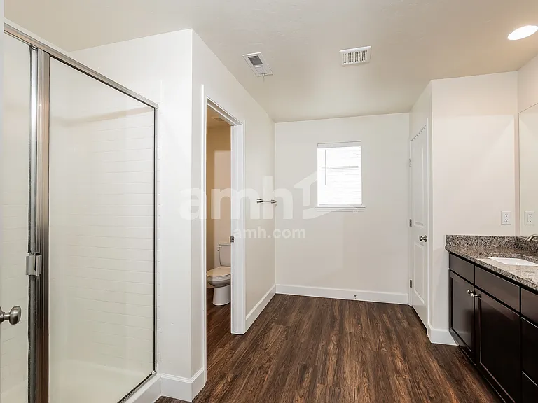 1507 S Horton St — Photo 14