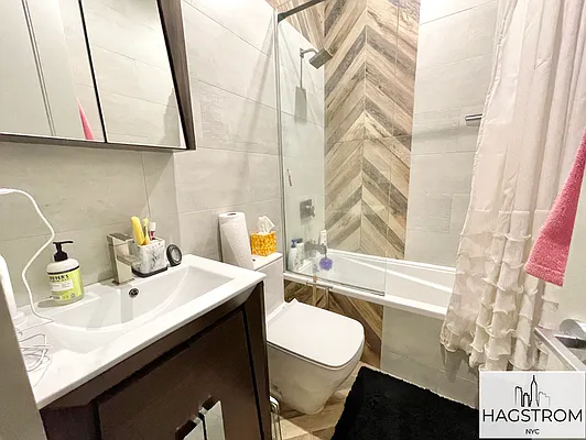 Rented by Hagstrom Management Inc | media 20