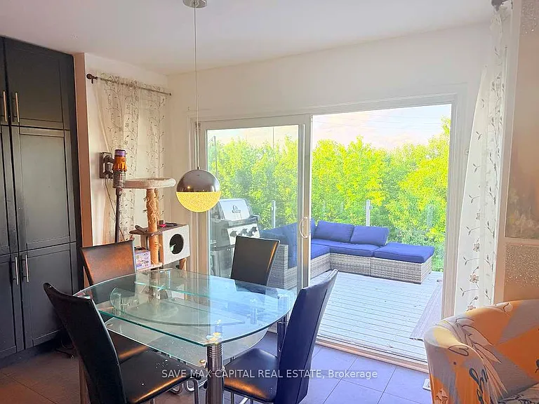 15 Apple Valley Way — Photo 8