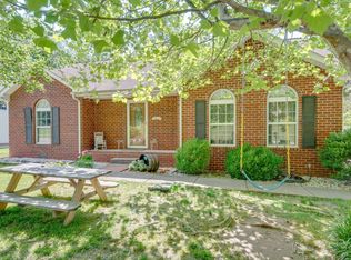 204 Luther Ct, Dickson, TN 37055