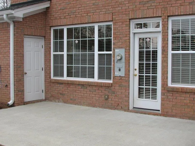 2658 Gadsen Walk — Photo 33