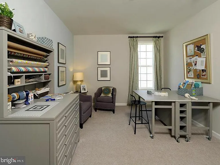 141 Coachman Cir — Photo 26