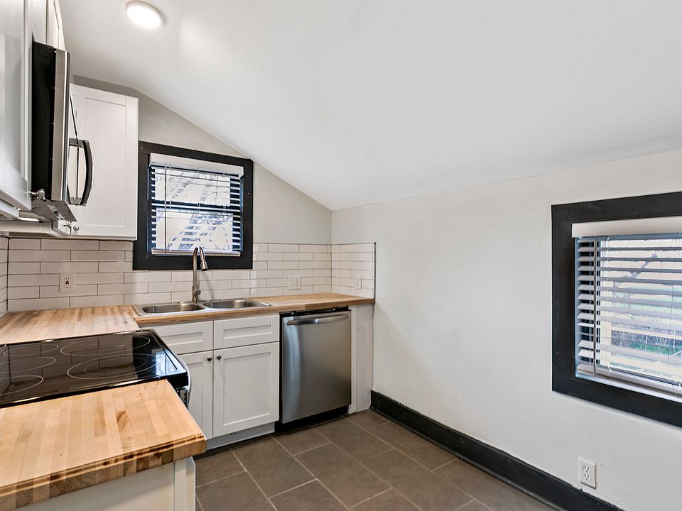 1st image of 1143 W 41st Ter #2