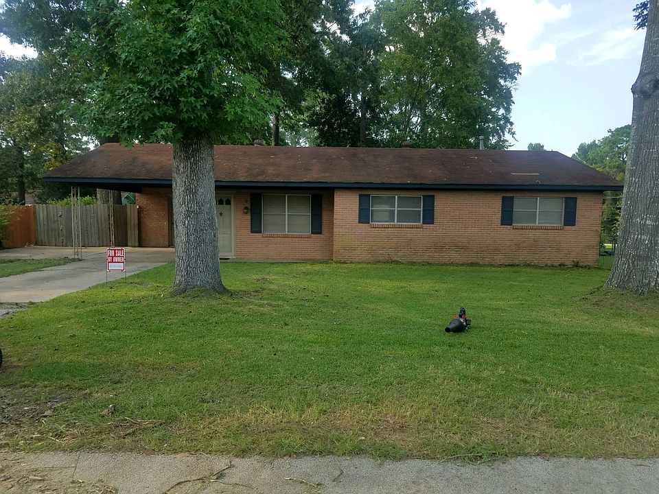 1st image of 615 Love St