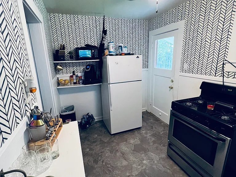 Kitchen/ back door