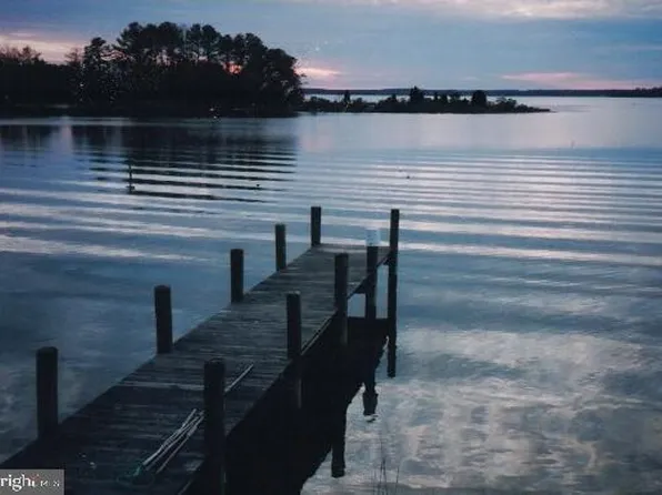 47758 Sunset Manor Ln, Saint Inigoes, MD 20684