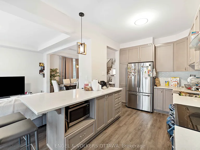 2283 Watercolours Way — Photo 21