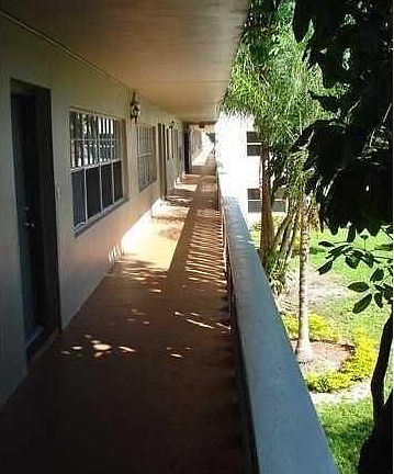 5th image of 1885 NE 121st St APT 5