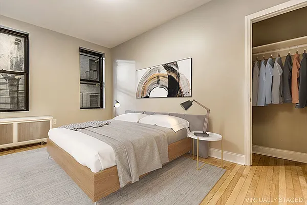 Rented by Dixon Advisory USA Inc. | media 9