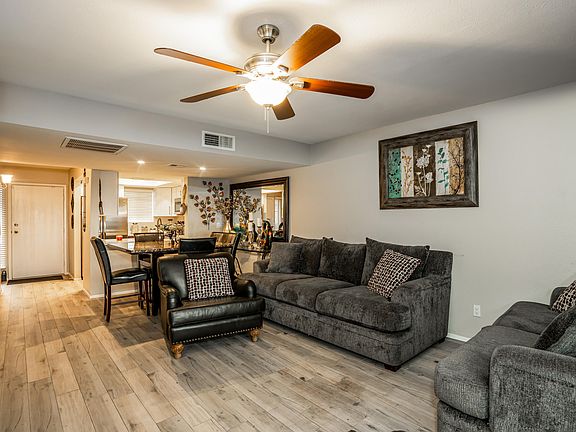 5th image of 1601 W Sunnyside Dr Unit 116