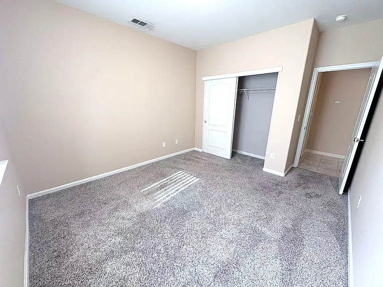 9370 Willow Pond Cir — Photo 7