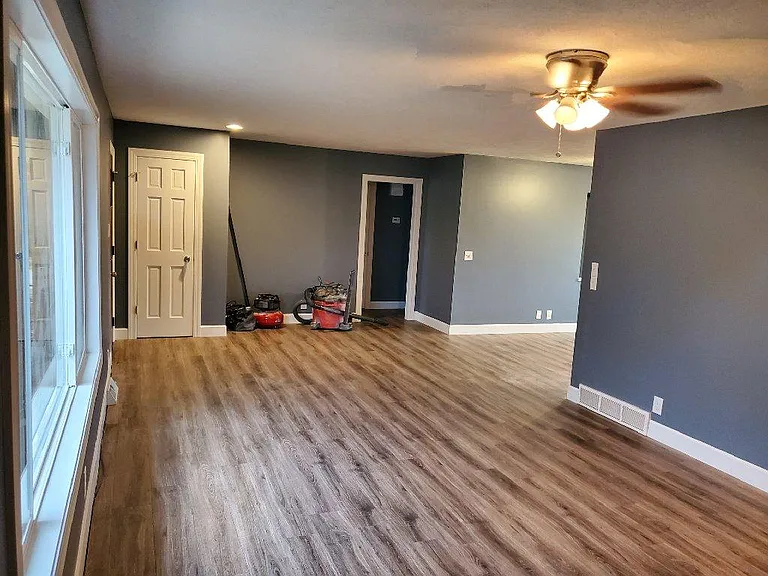 508 N Beadle St — Photo 7