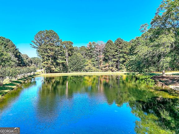 5th image of 3520 Tom Brewer Rd