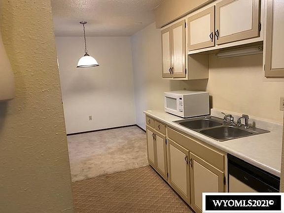 3rd image of 4500 S Poplar St Unit 209