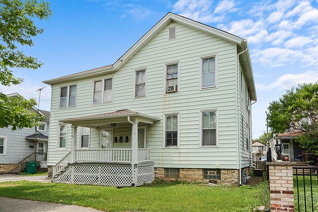 1st image of 417 N Broadway St