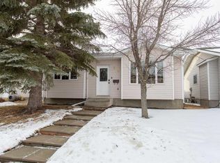 13 N Eline St, Red Deer, AB T4R 2M9