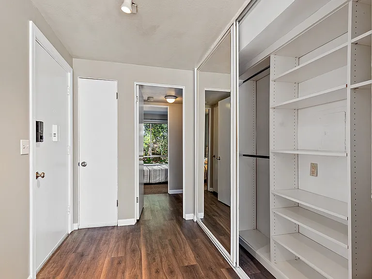954 Lea Dr #1 — Photo 17