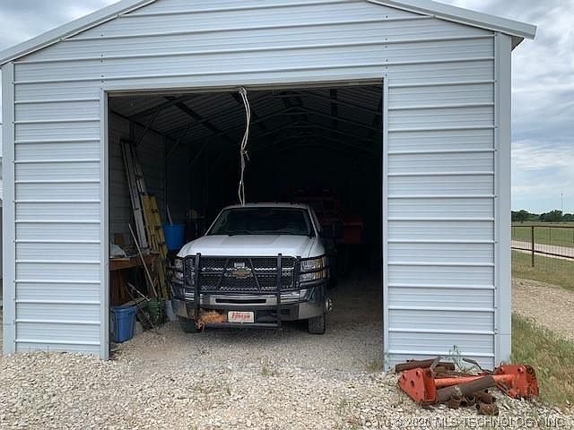 2nd image of 18014 Keeton Rd