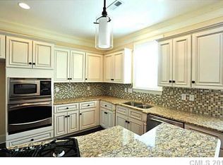 731 Amalfi Dr #81, Davidson, NC 28036