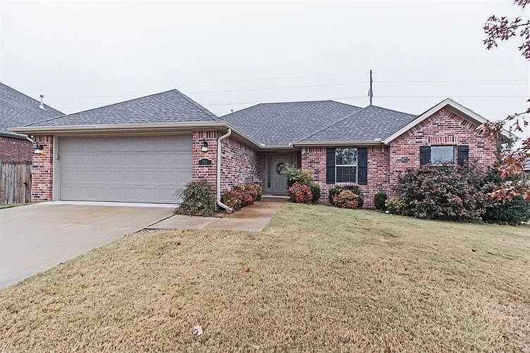 1st image of 751 Silver Leaf Ln