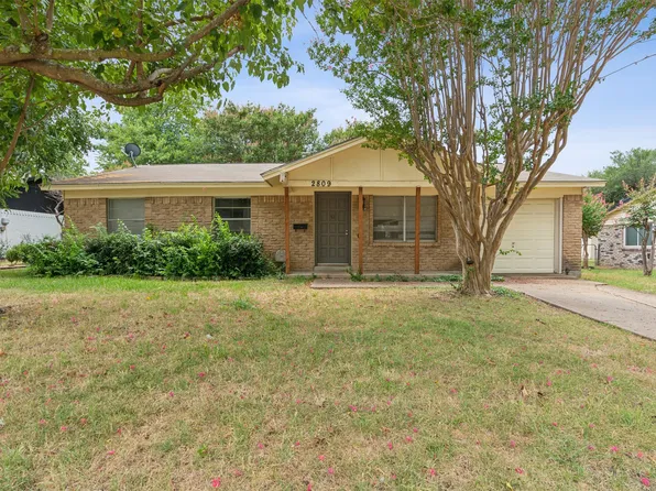 2809 Mill Pond Rd, Garland, TX 75044