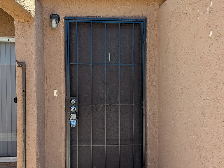 1477 E 27th Ave #1 — Photo 2