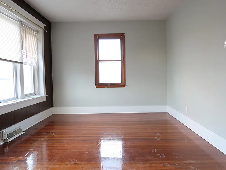 2511 Pine Ave #4 — Photo 14