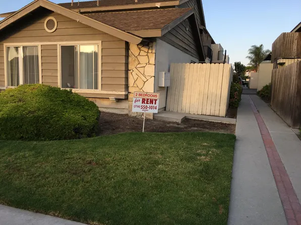 17072 Grove Cir #D, Huntington Beach, CA 92647