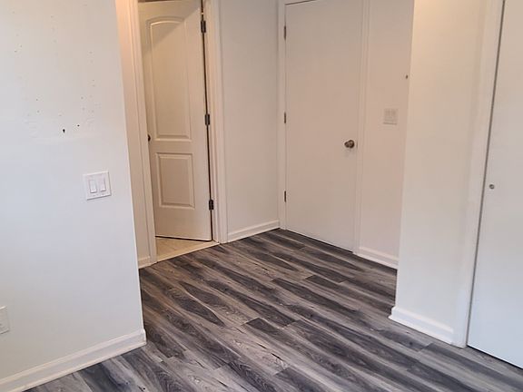5th image of 32-77 46th St #Dtb