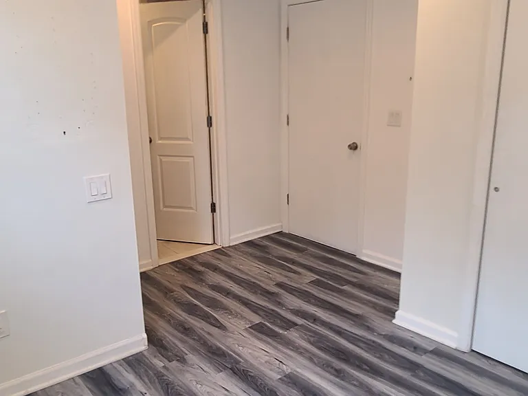 32-77 46th St #DTB — Photo 5