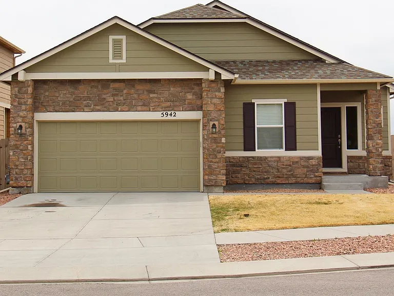 5942 Finglas Dr — Photo 2