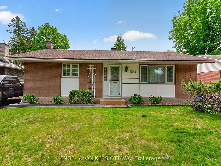 2548 Hanlon Ave — Photo 1