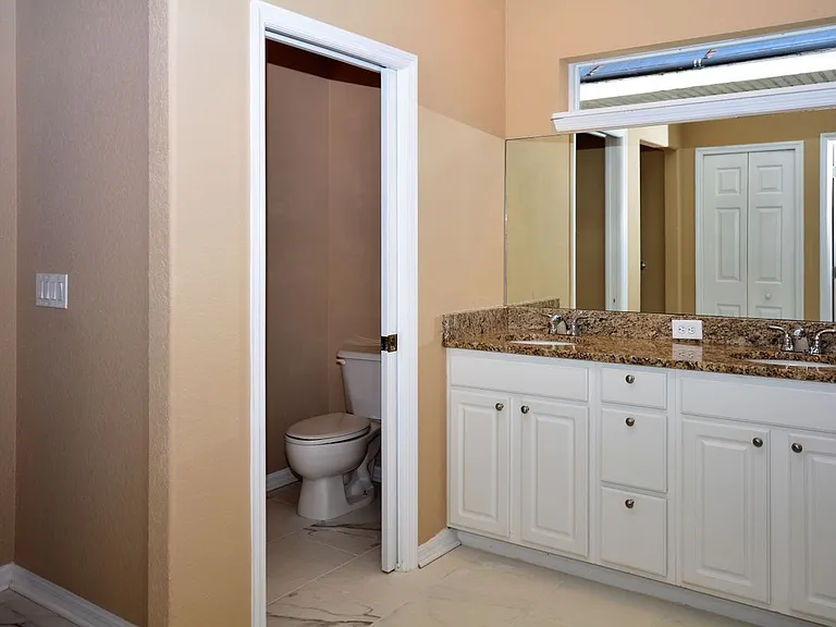 10747 Masters Dr — Photo 14