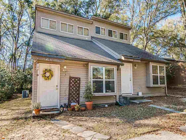 1816 Seay Ct — Photo 1