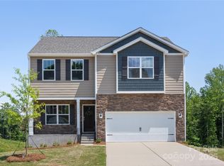 111 Rustling Waters Dr, Mooresville, NC 28117