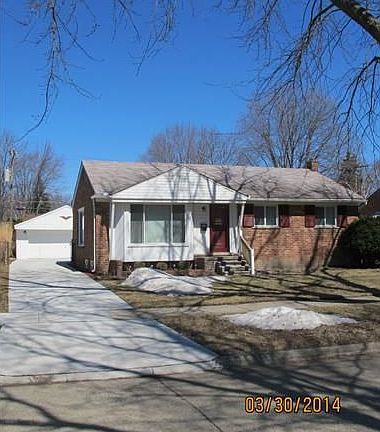 2nd image of 29910 Macintyre St