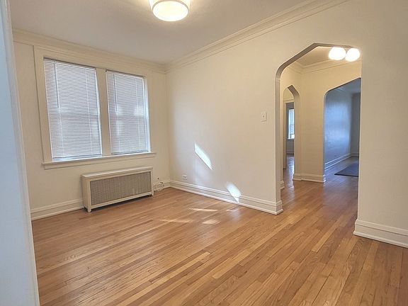3rd image of 7050 N Washtenaw Ave #2