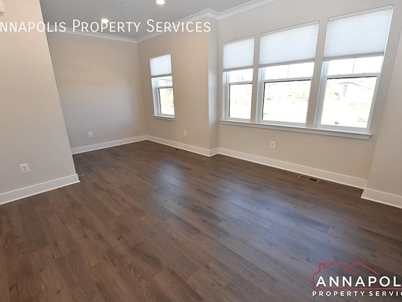 5th image of 604 Chalcedony Ln