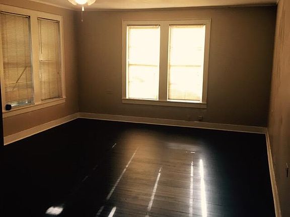 4th image of 2254 Texas St