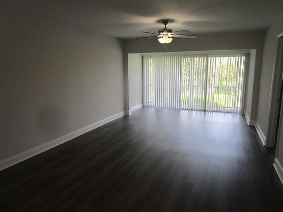 5th image of 5901 NW 61st Avenue #309